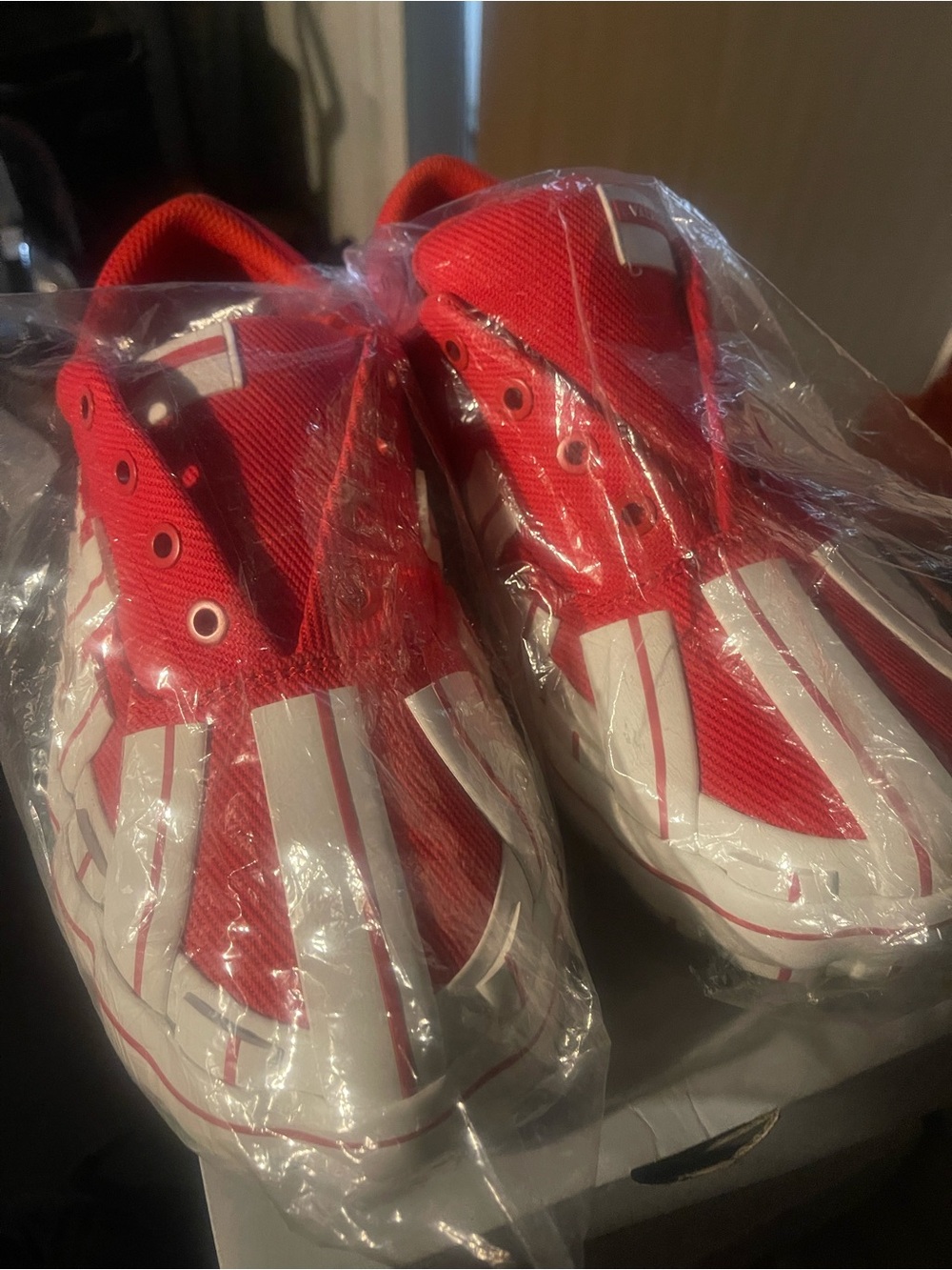 VALABASAS YURATSU 100 RED WHITE SHOES